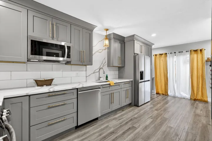 19-web-or-mls-5P1A2099