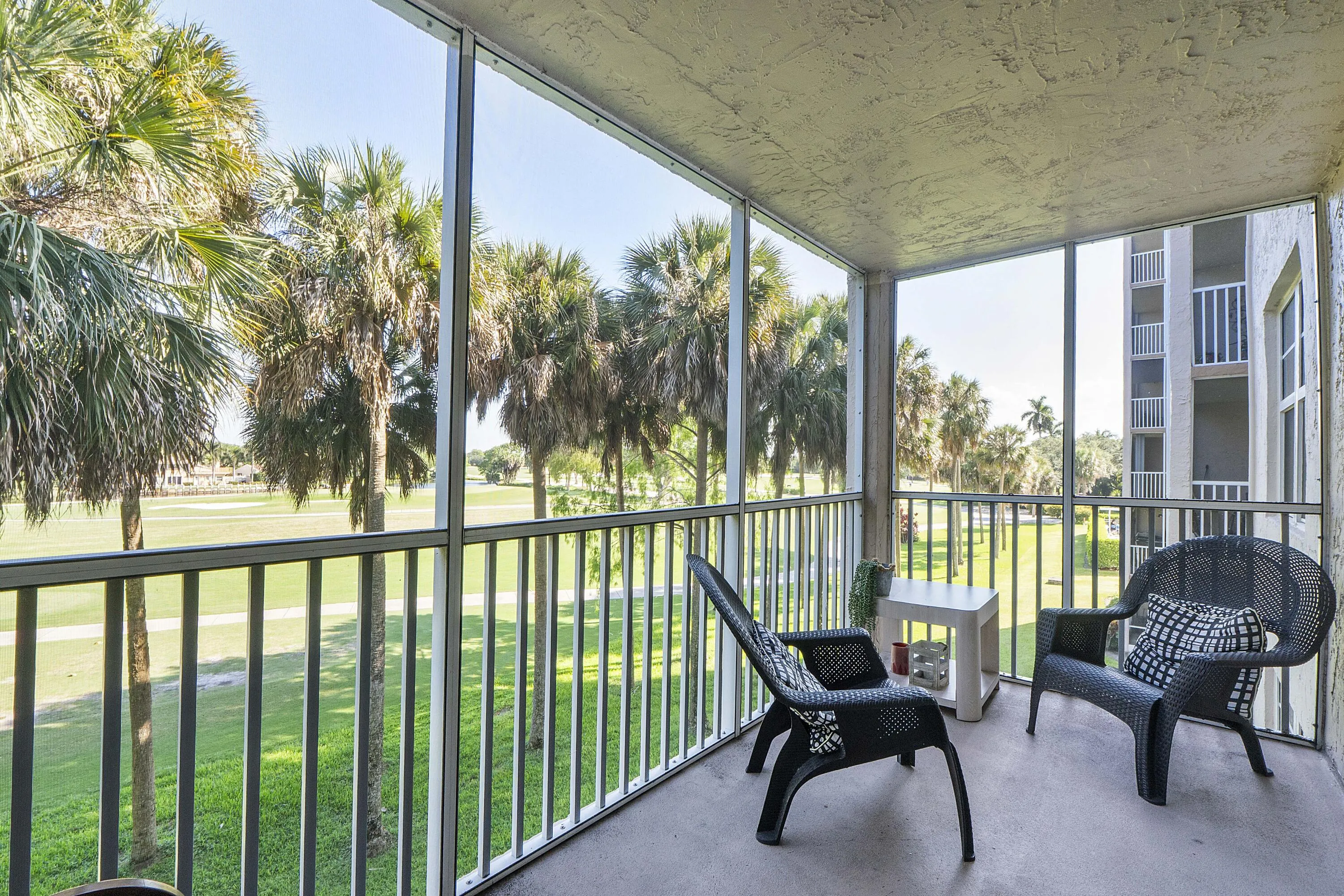 250 Jacaranda Dr u308_021