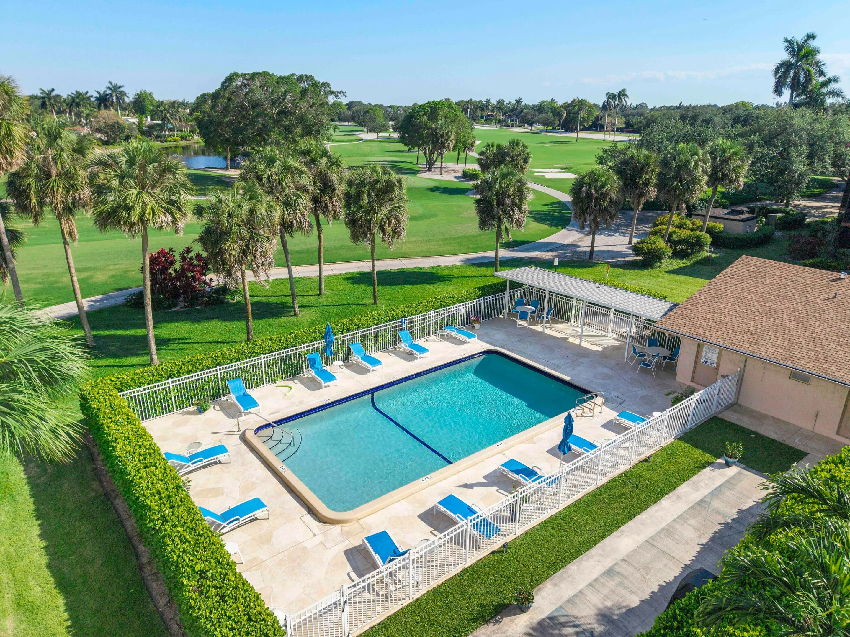 250 Jacaranda Dr u308_003