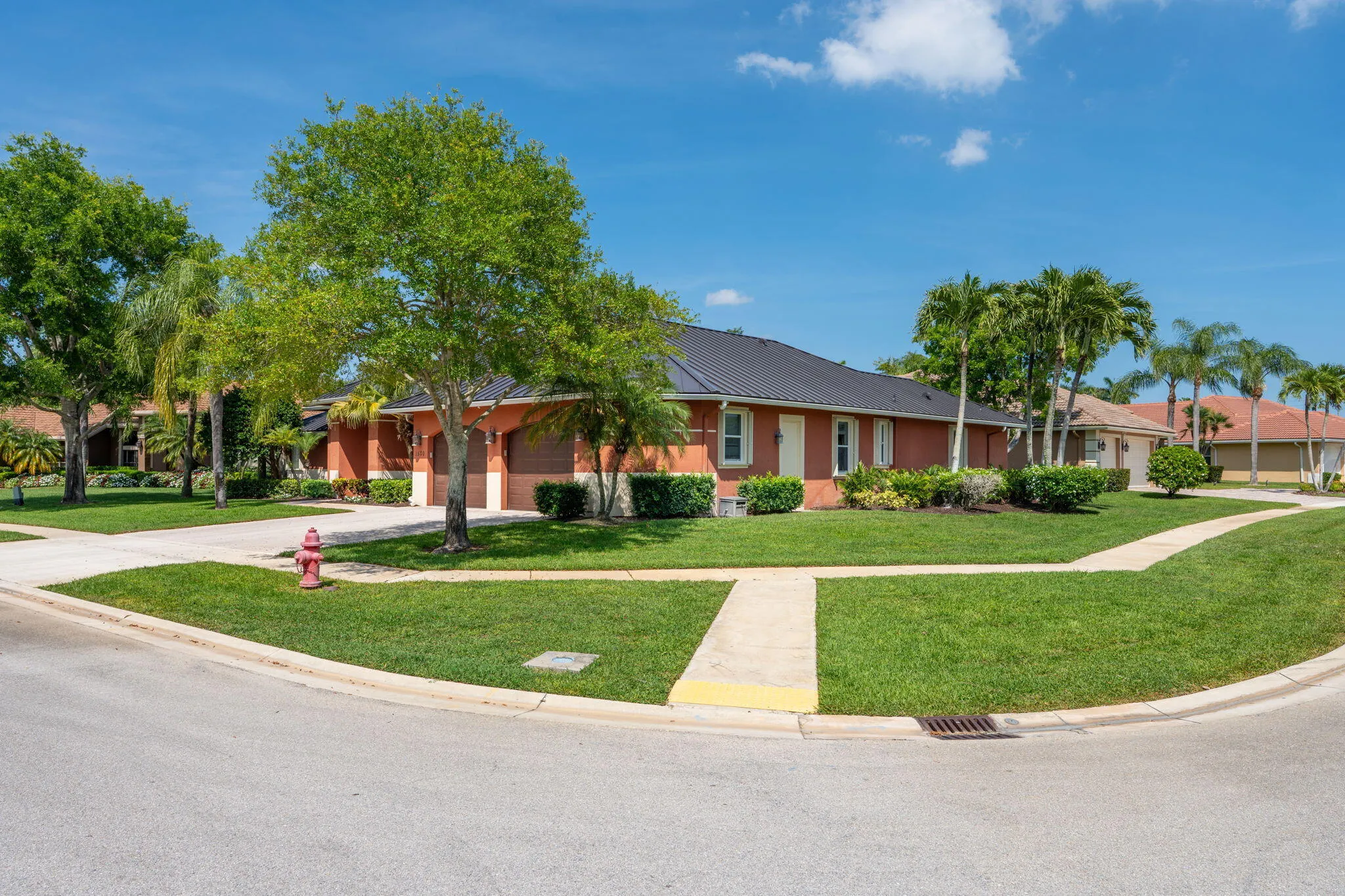 6-web-or-mls-A7405413