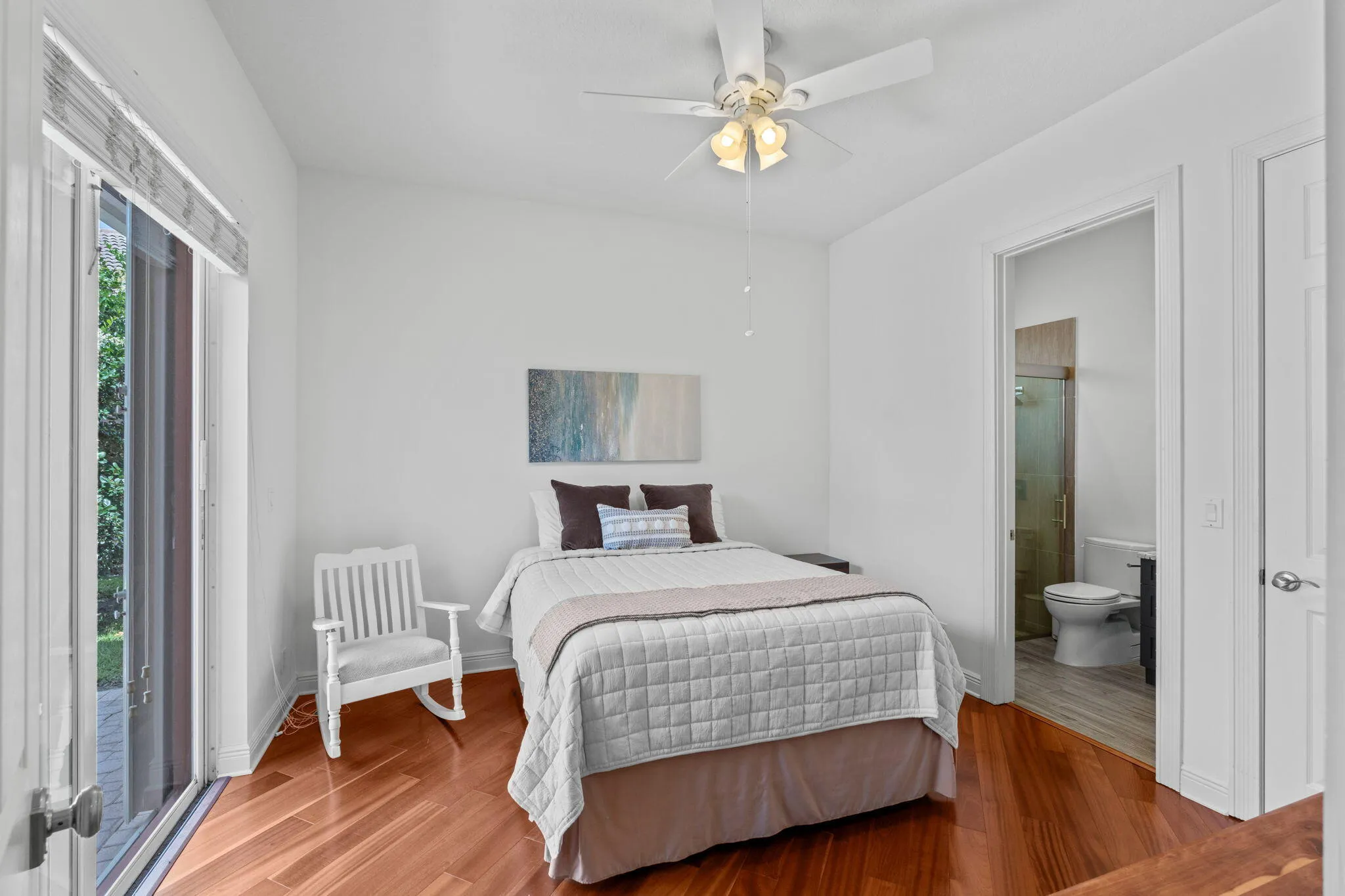 27-web-or-mls-A7405324