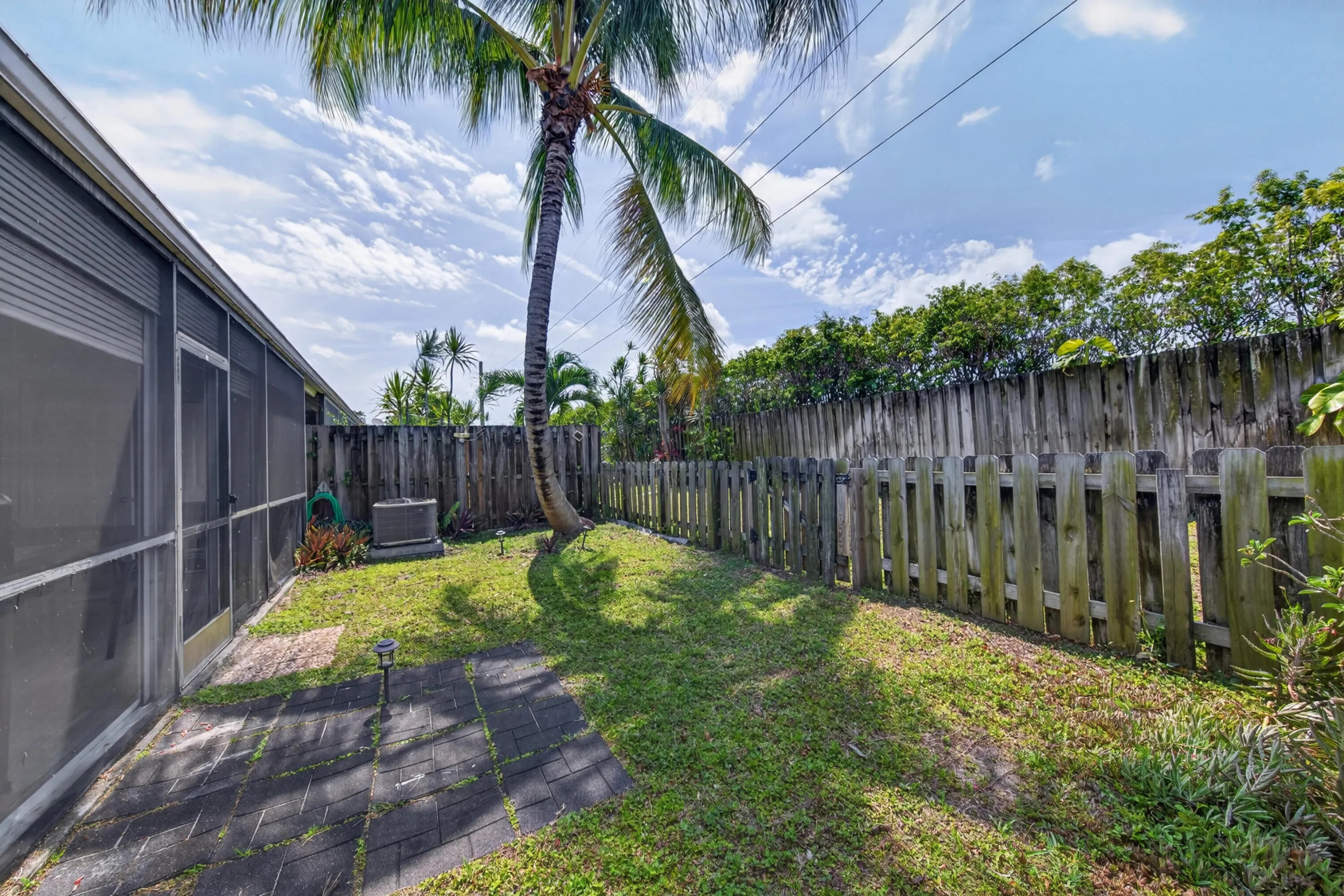 Fenced backyard for pets & Privacy