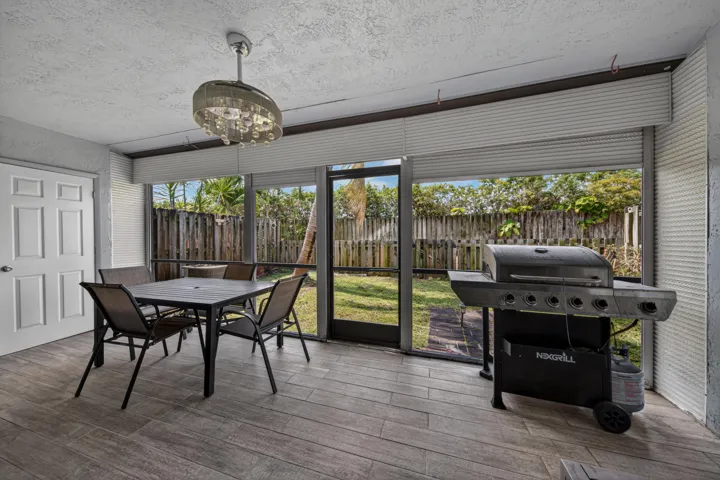 Covered and screened patio