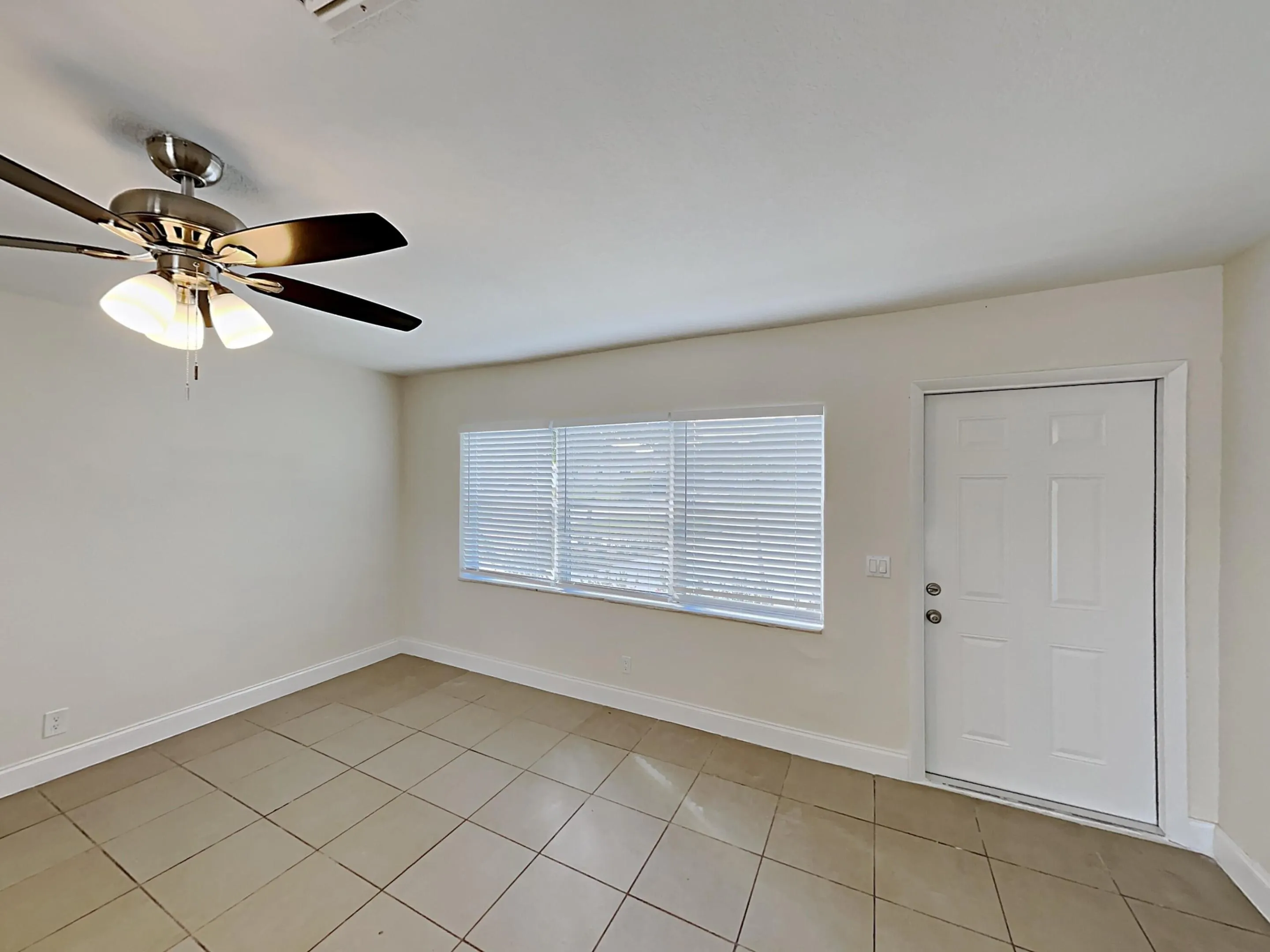 1002262.1230 Sw 6Th Avenue.Photo_17