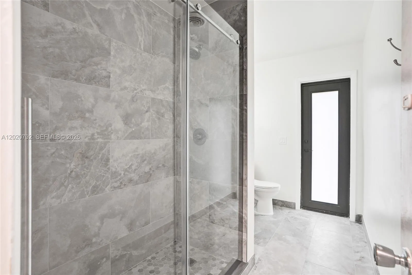 Second bathroom/ cabana bathroom