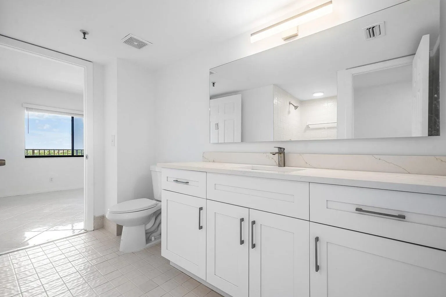 Ensuite bathroom