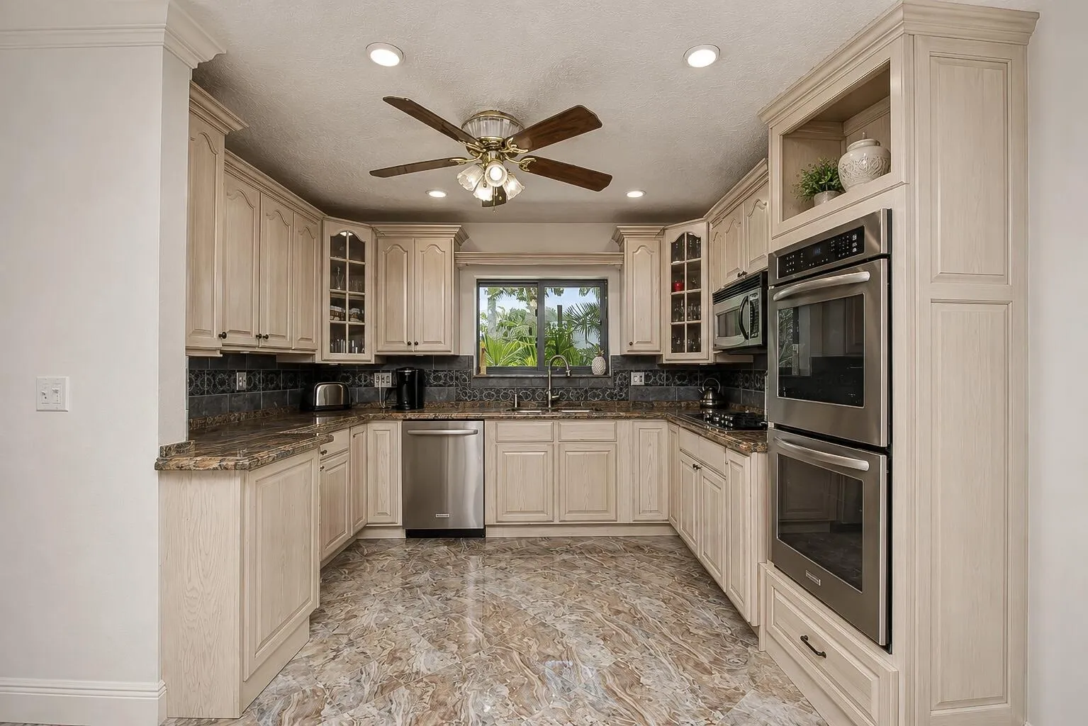 Property photo 30
