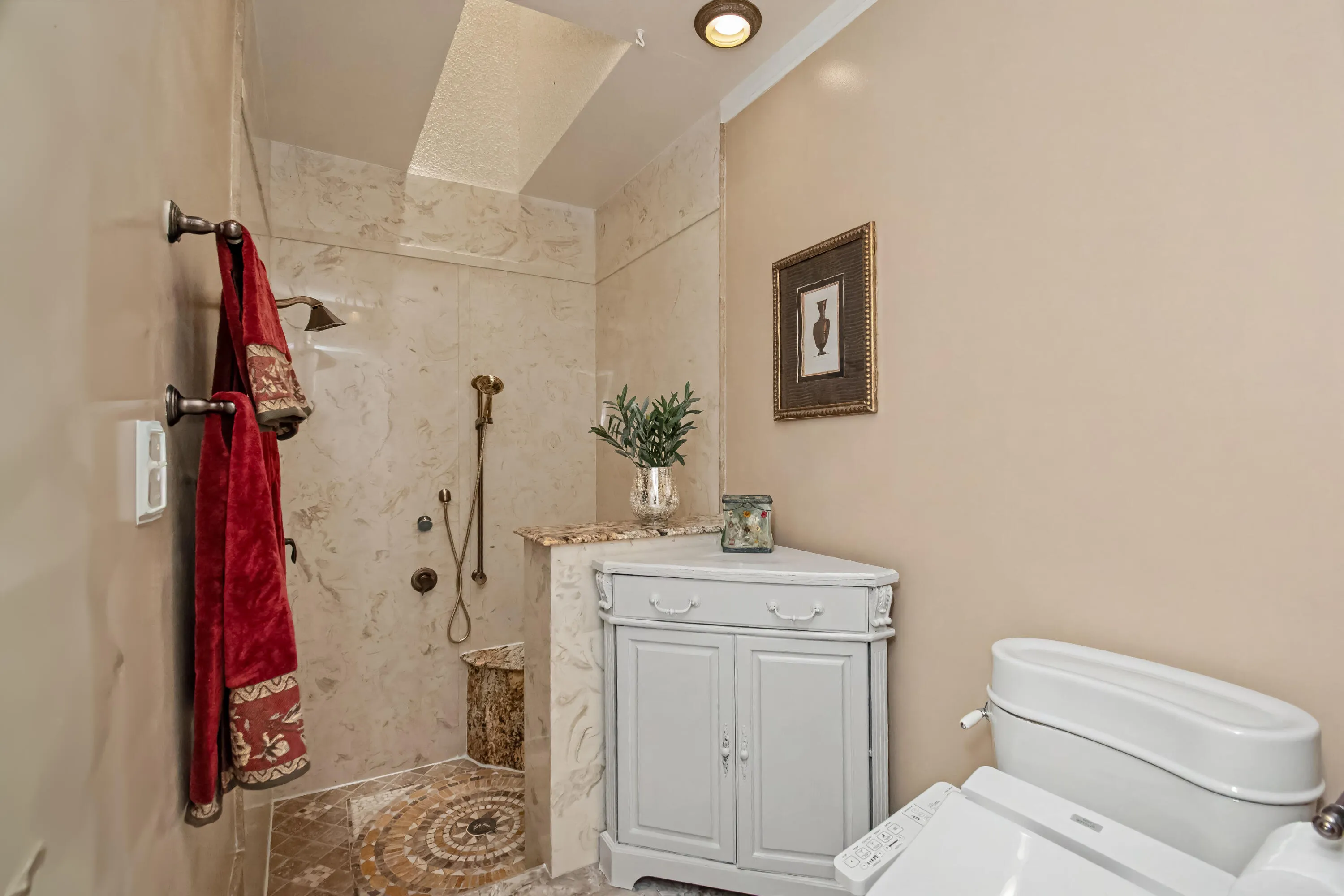 Property photo 46