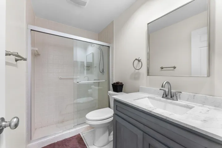 2nd Bathroom