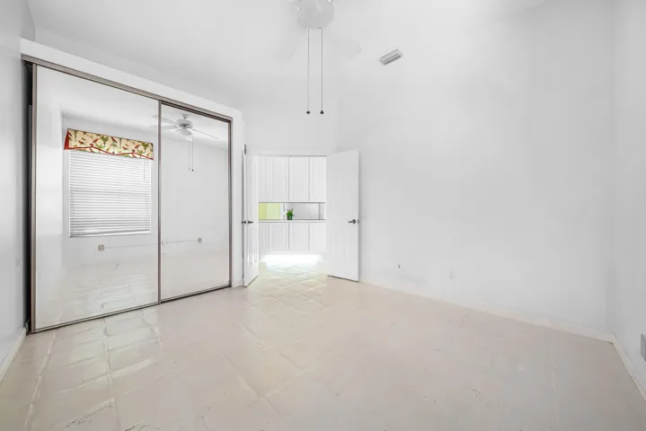 069-5022SoutheastInkwoodWay-HobeSound-FL