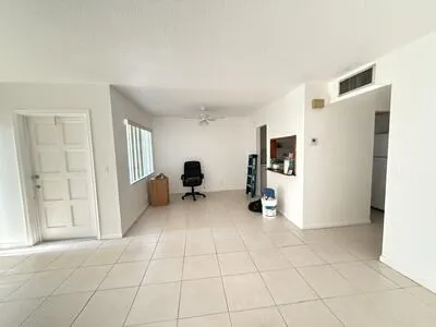 Living/Dining Areas