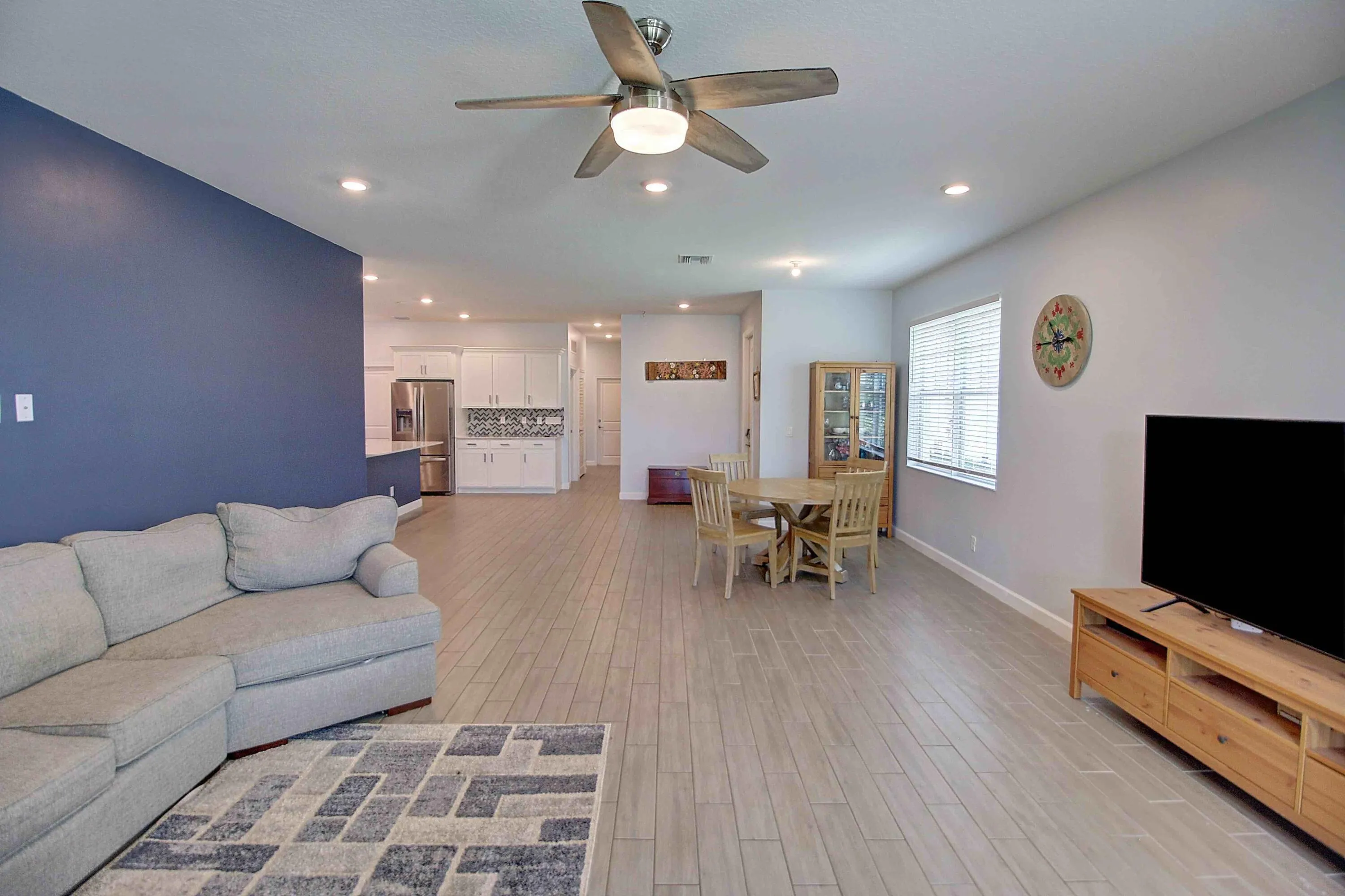 Main Area 4