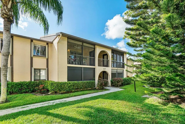 001-407PineGlenLane-Greenacres-FL-33463-
