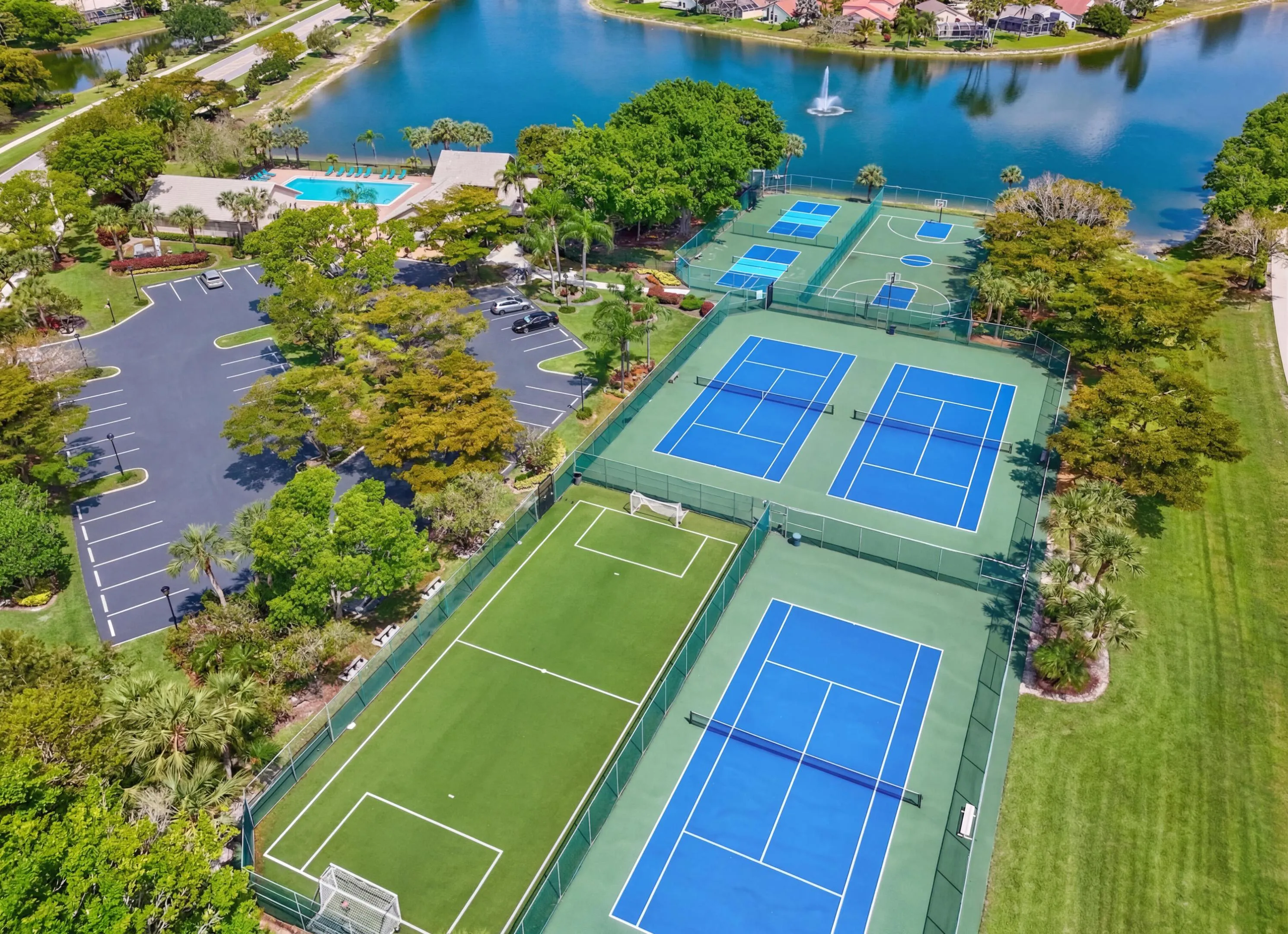 Lakes at Boca Aerial Sport Courts