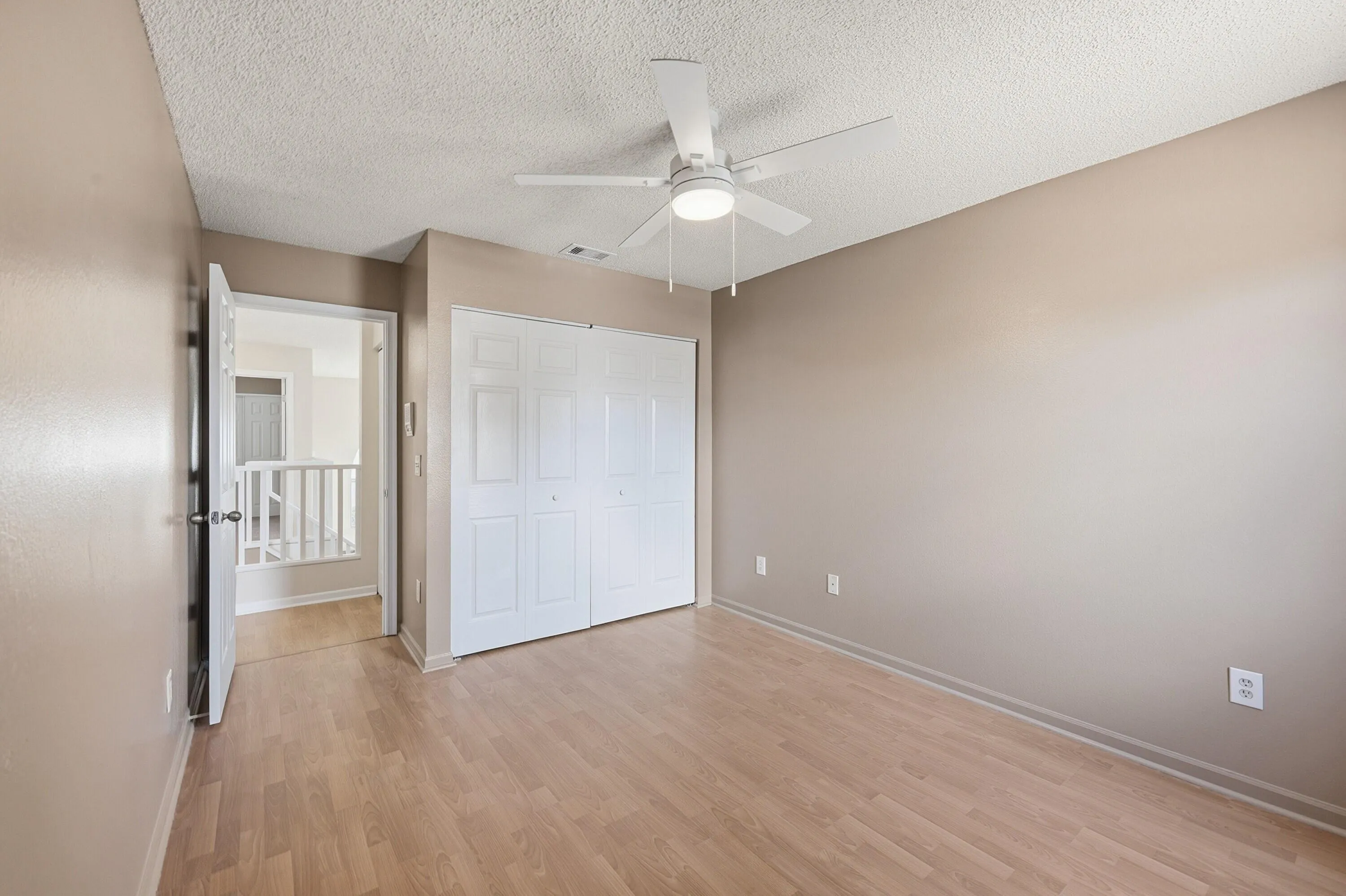 Reverse angle second bedroom