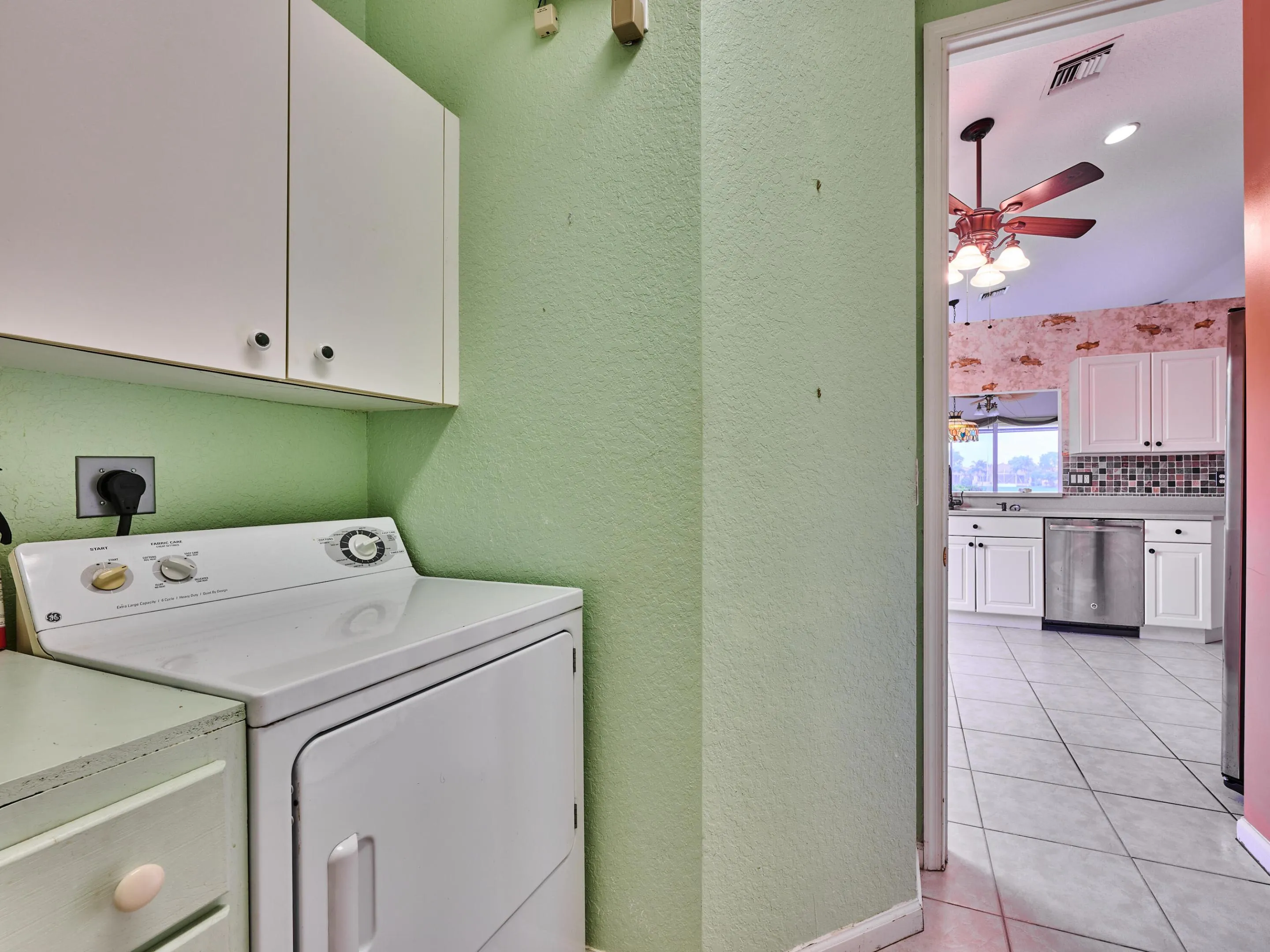 View to the kitchen