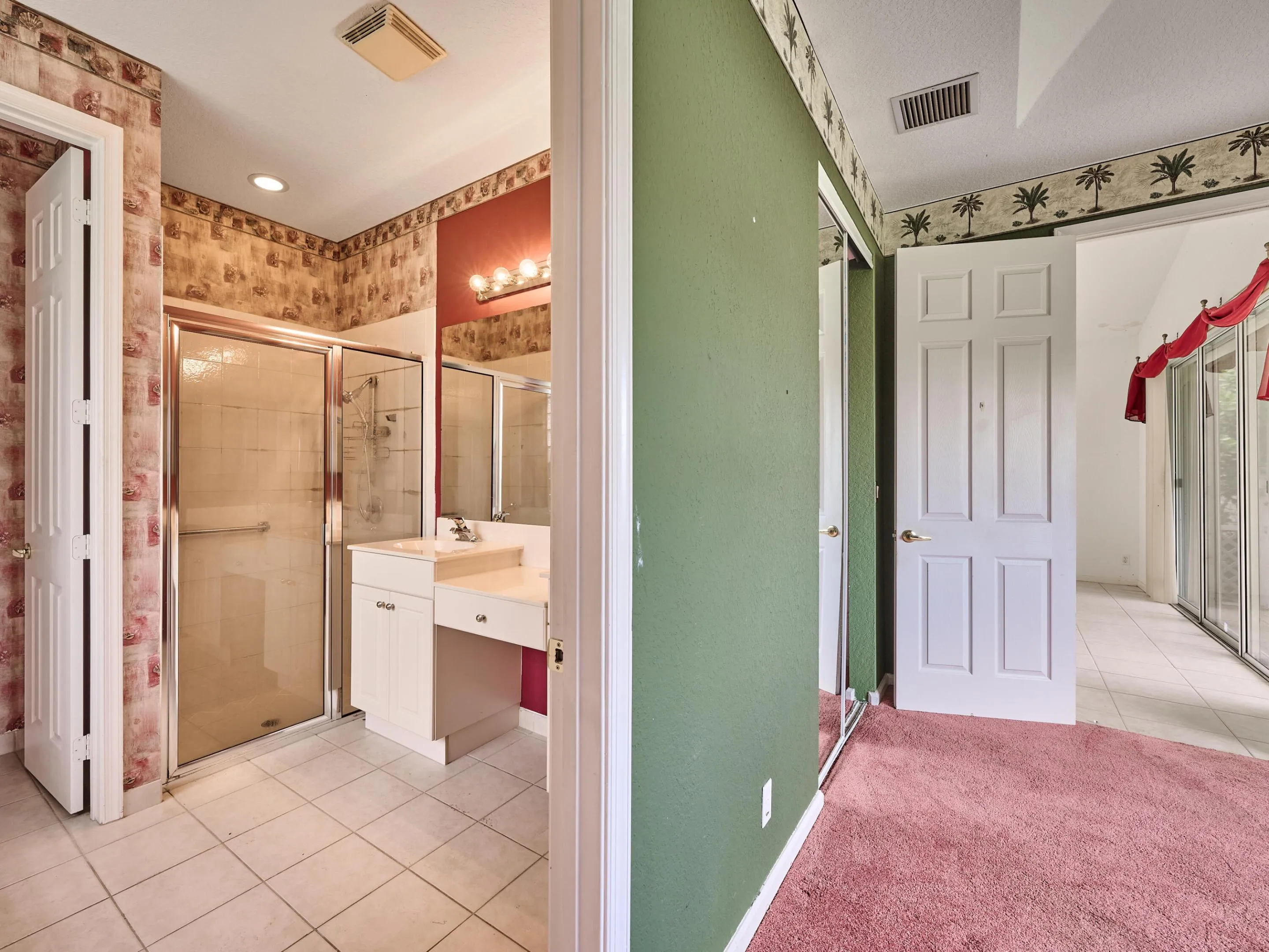Primary Bed/Bath