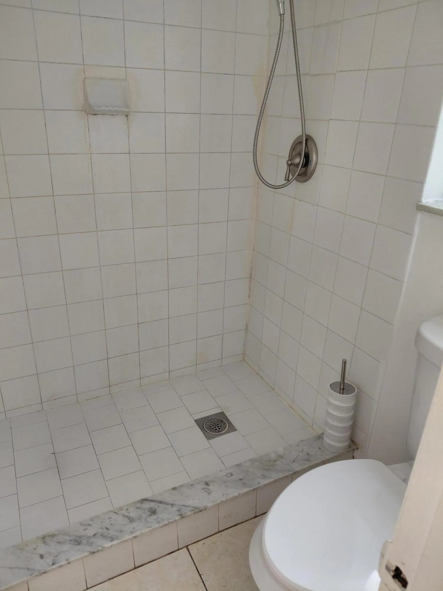 giffrard bathroom