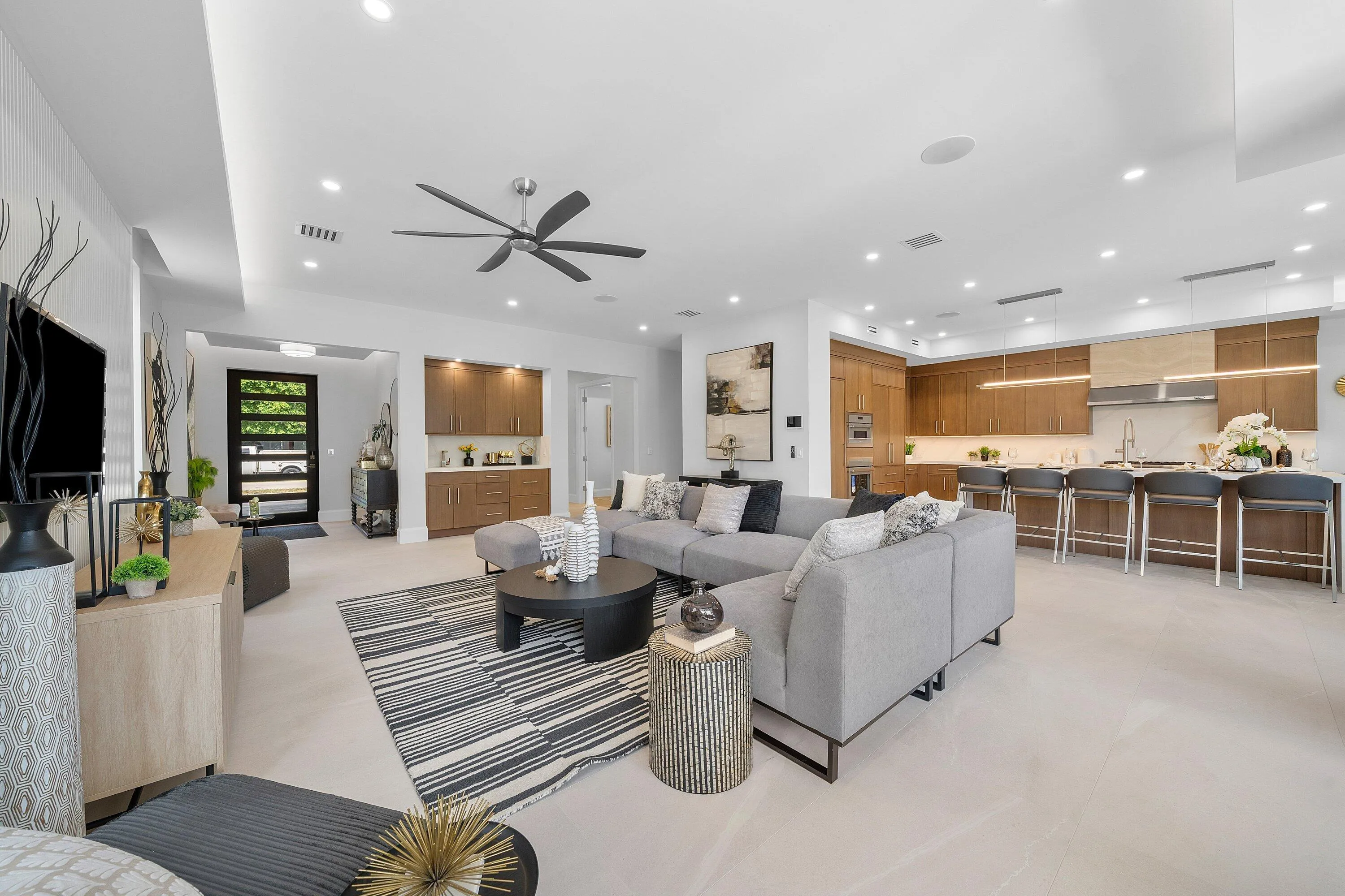 008-725Southeast4thAvenue-DelrayBeach-FL
