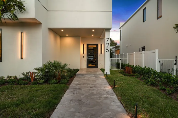 087-725Southeast4thAvenue-DelrayBeach-FL