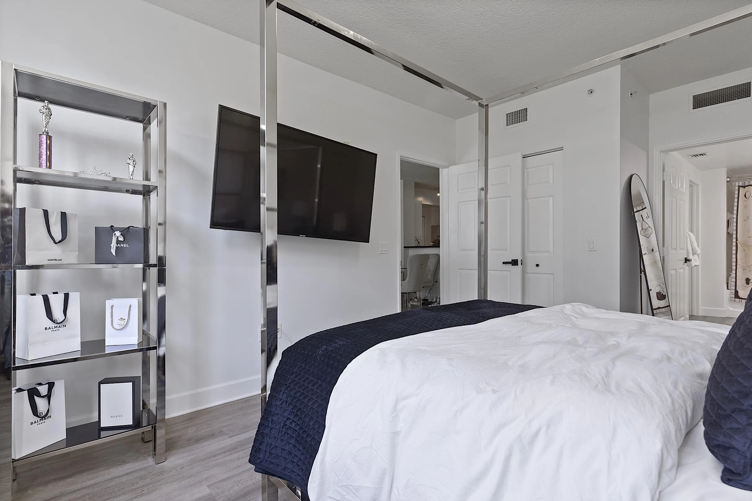 2401 NE 65th St - #502 - 224