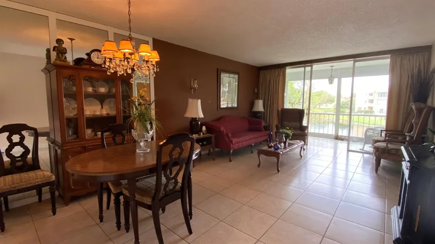 2BR 2Bath