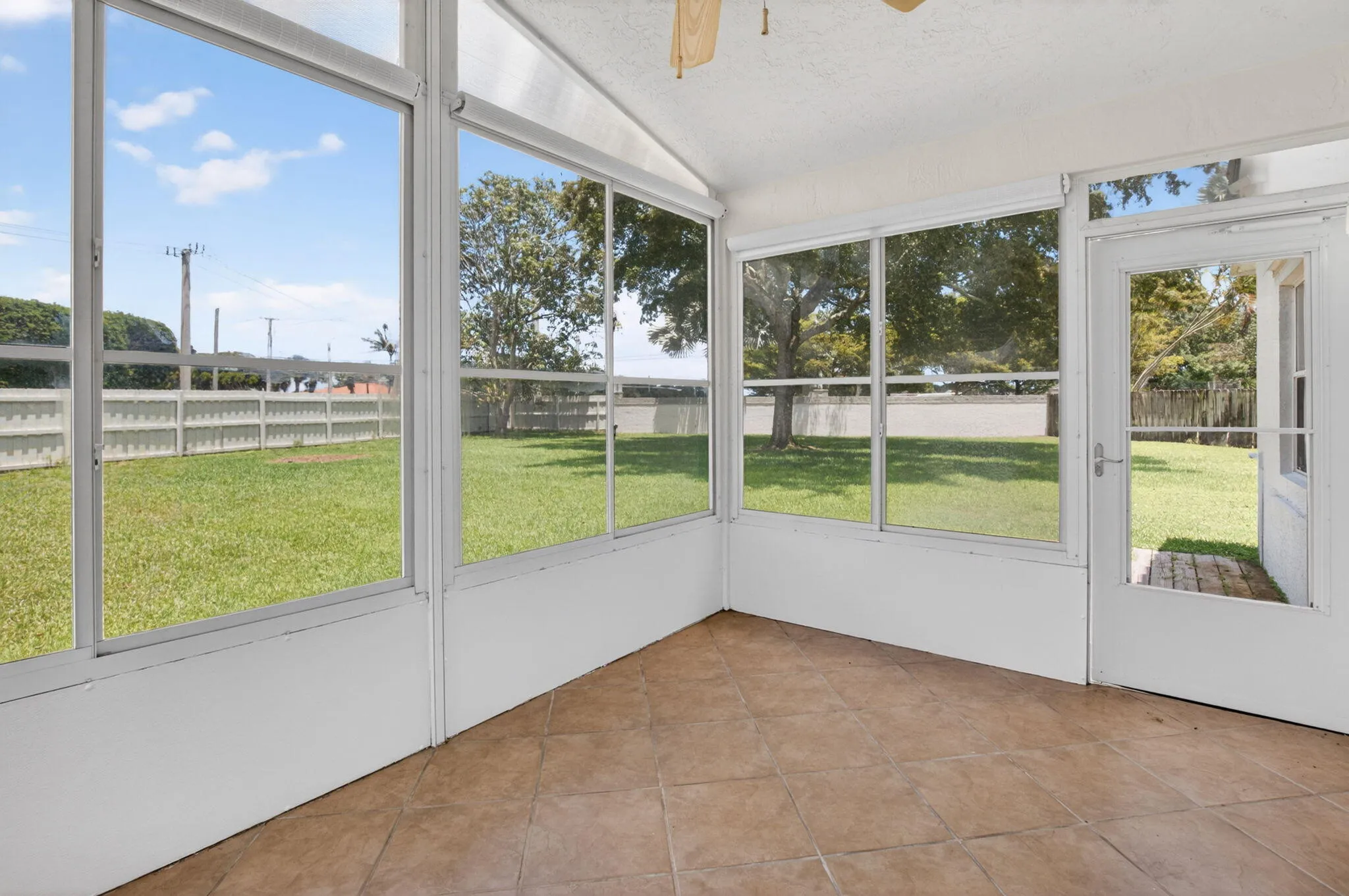 Enclosed​​‌​​​​‌​​‌‌​‌‌​​​‌‌​‌​‌​‌​​​‌​​ patio