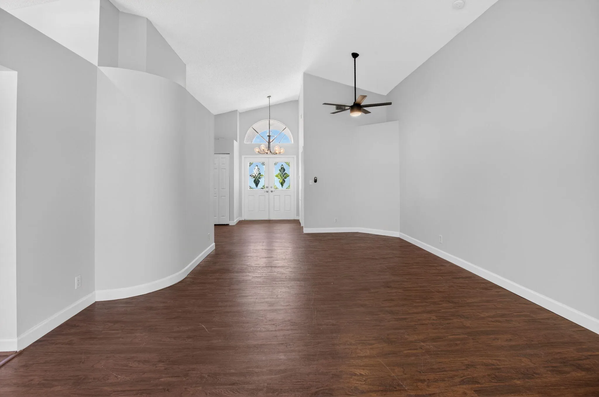Dining room/living room
