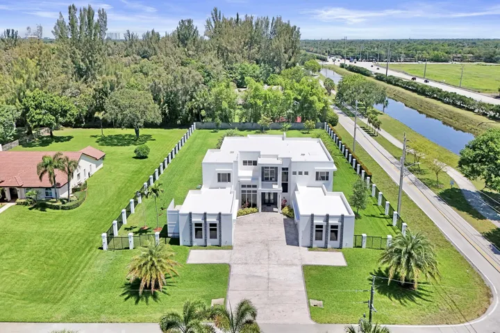 Aerial. Front