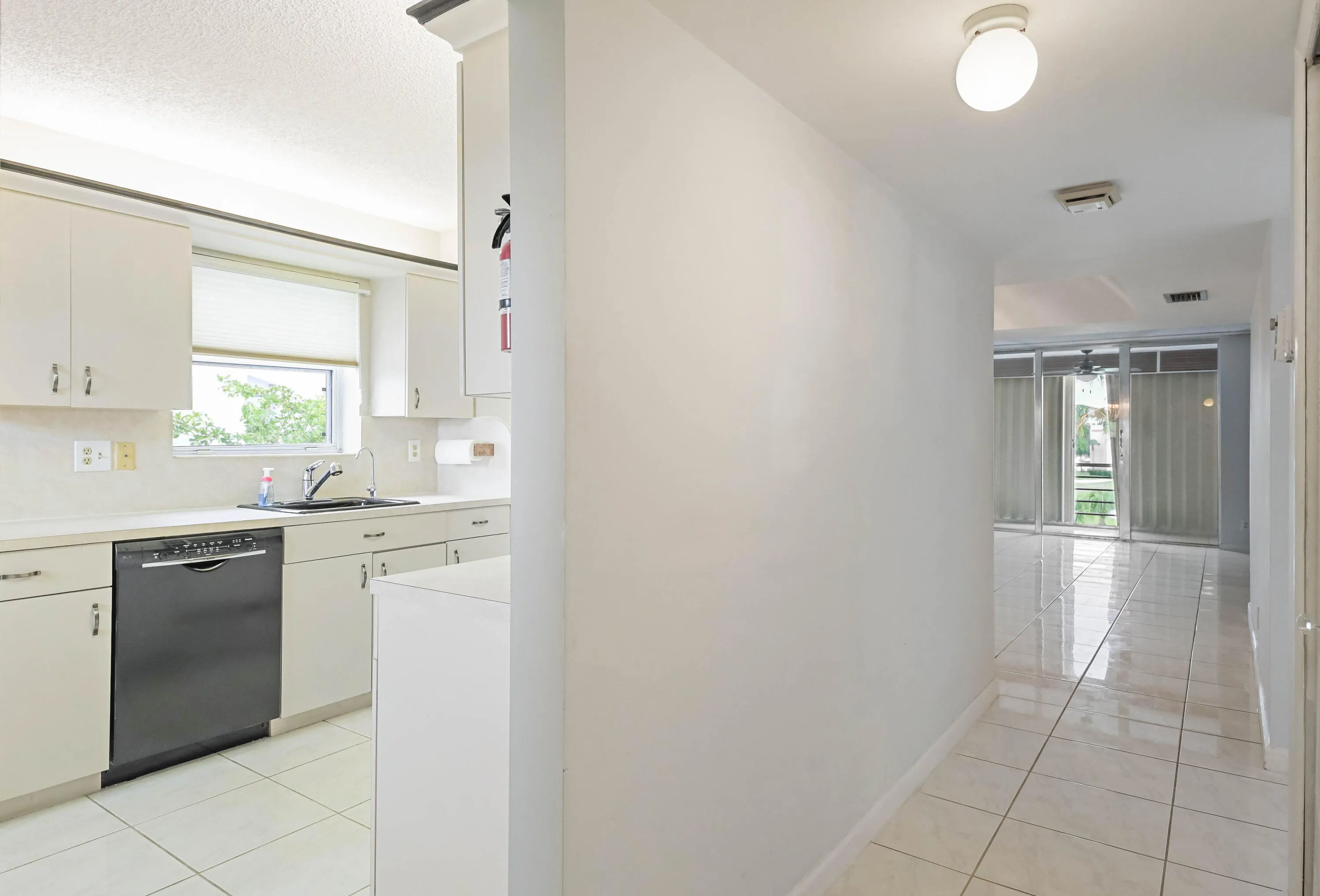 6850 10th Ave 406 (3)