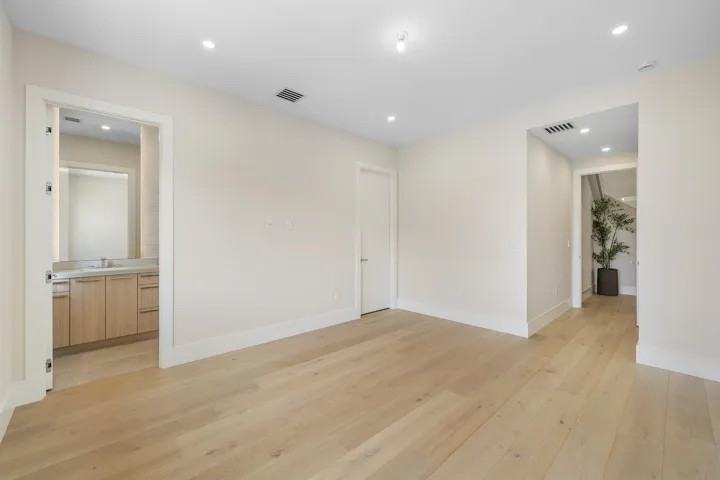 032-748Northeast72ndStreet-BocaRaton-FL-