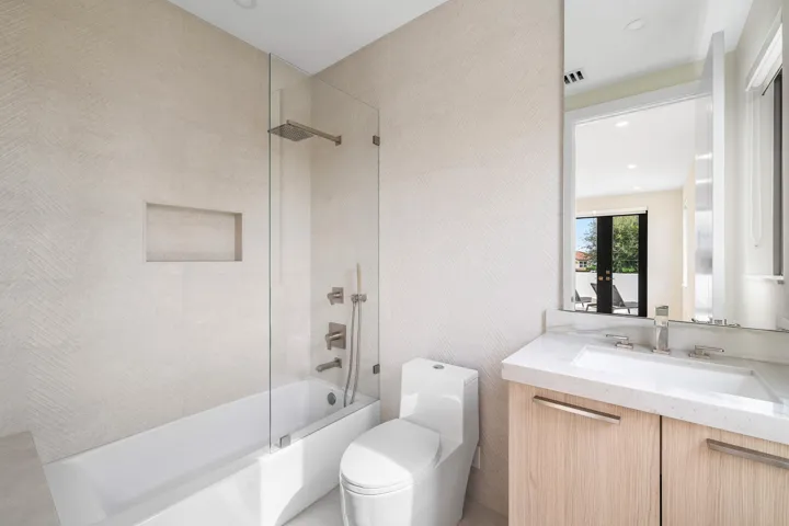 059-748Northeast72ndStreet-BocaRaton-FL-