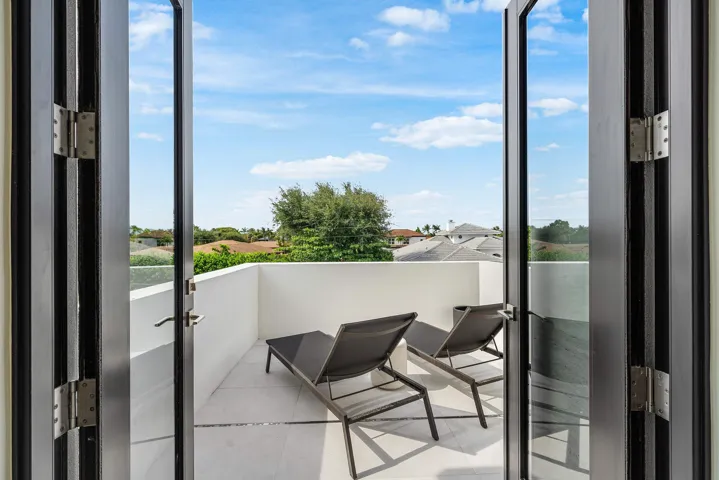 058-748Northeast72ndStreet-BocaRaton-FL-