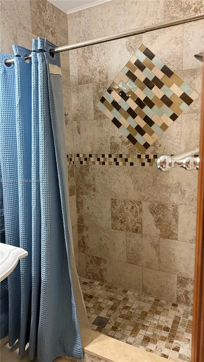 Property photo 96