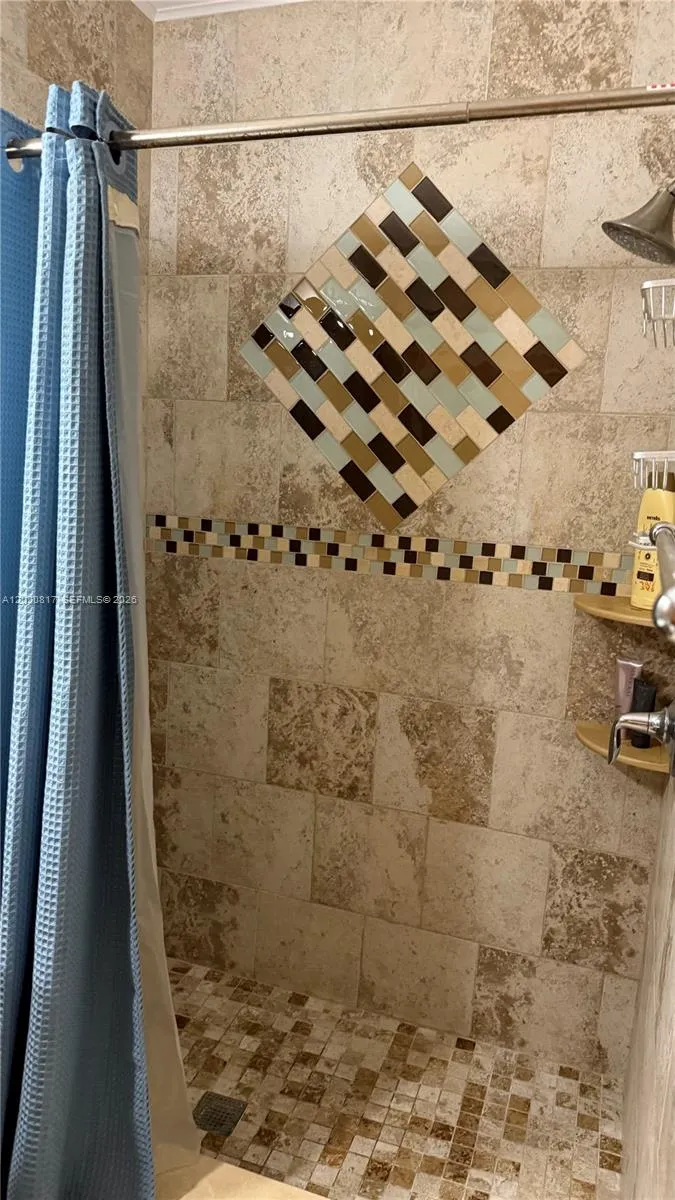 Property photo 94