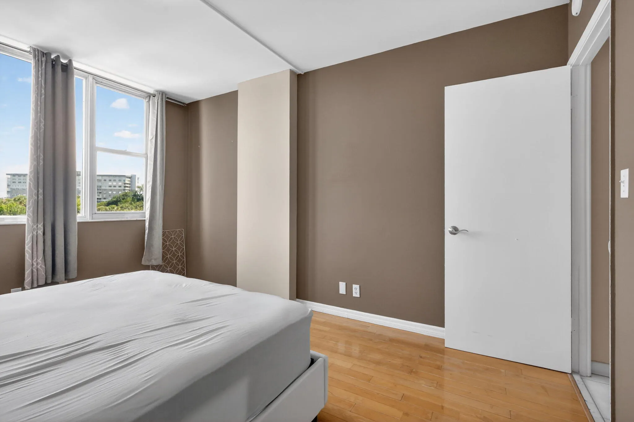 28-web-or-mls-8H3A8309
