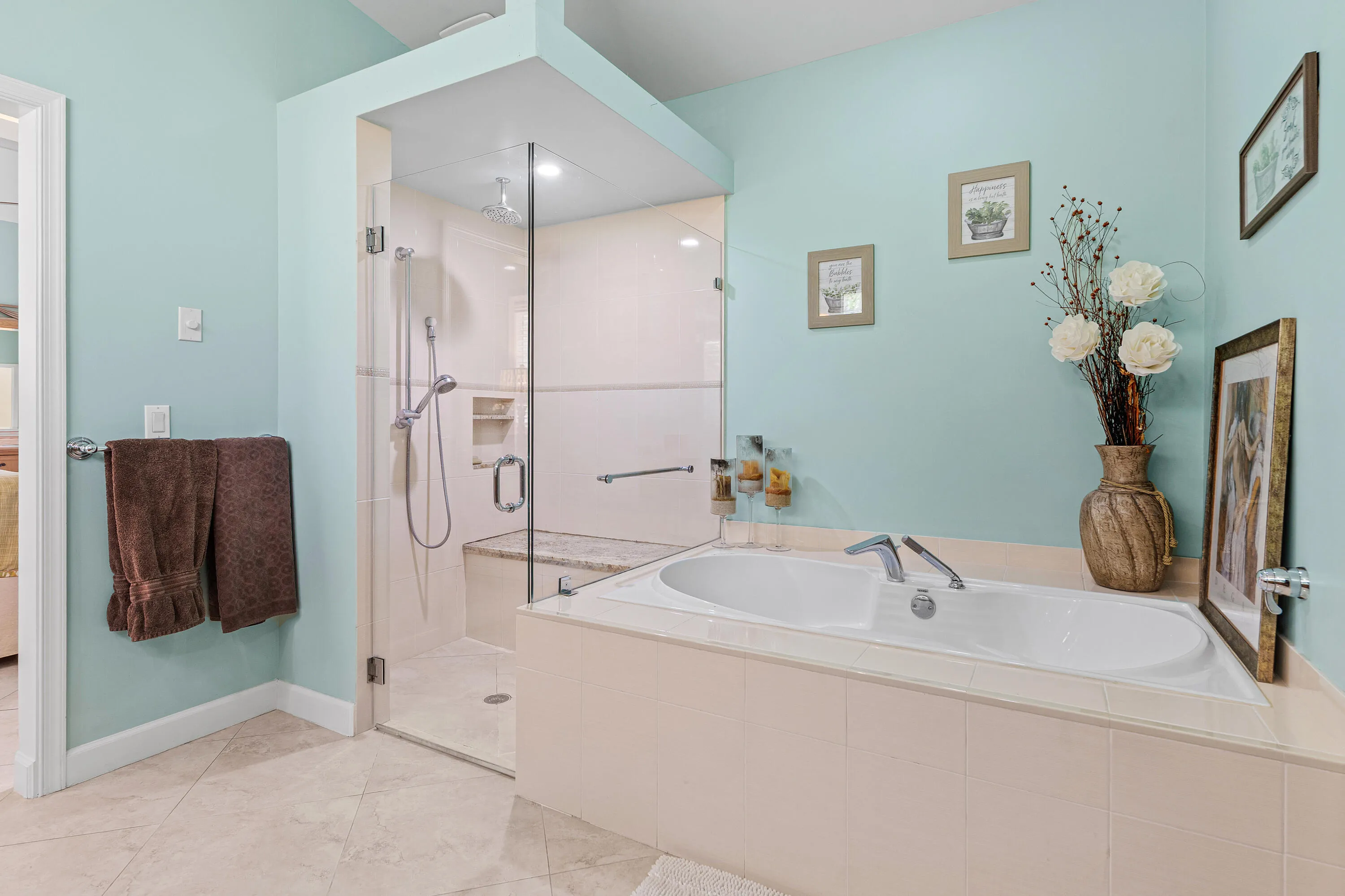 Separate shower