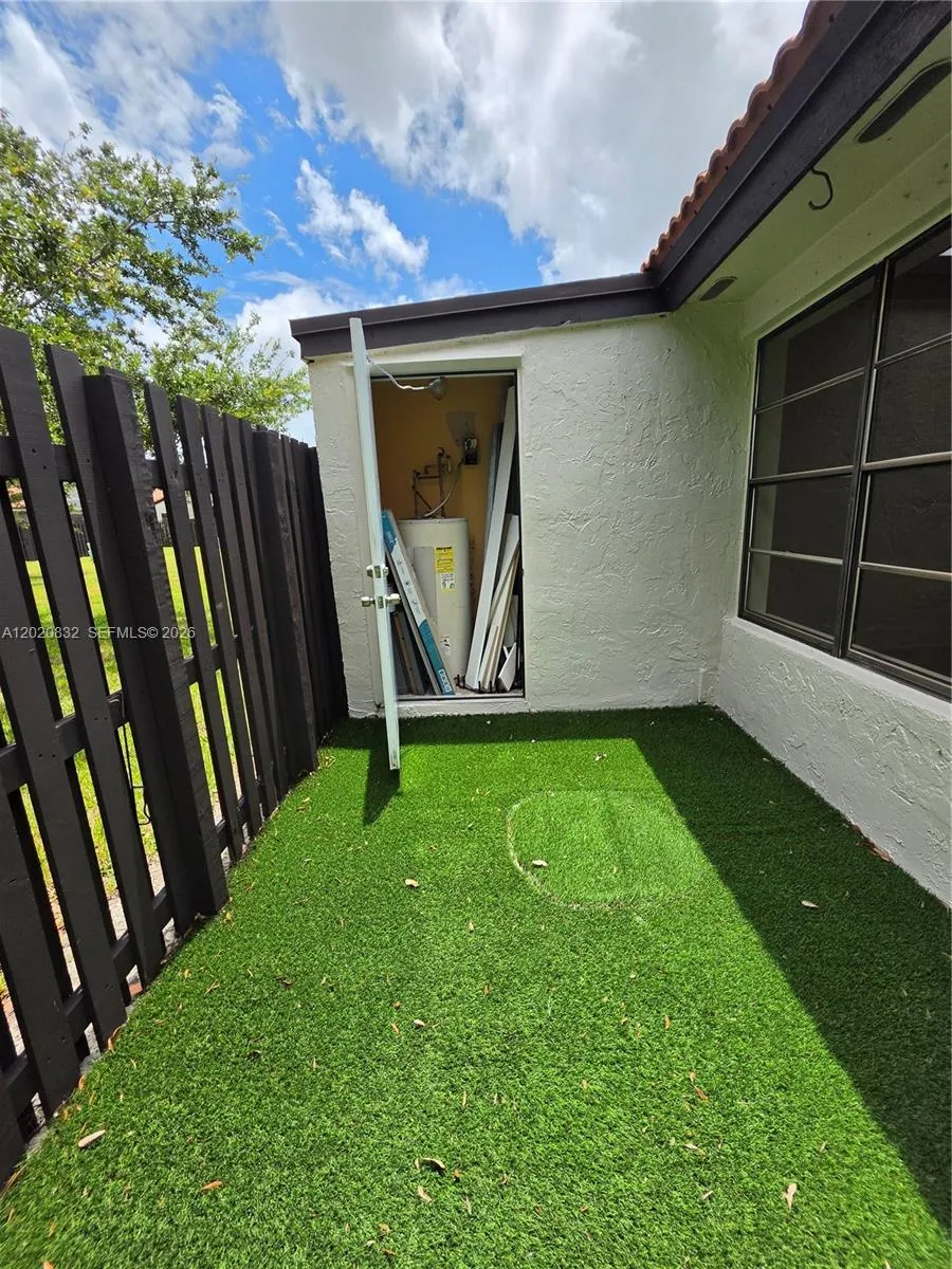 Property photo 44