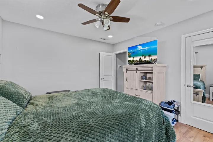 19-web-or-mls-A7405479