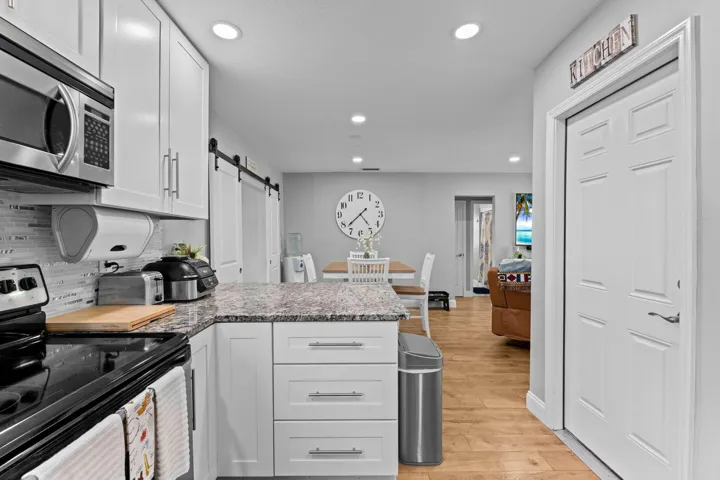 13-web-or-mls-A7405455