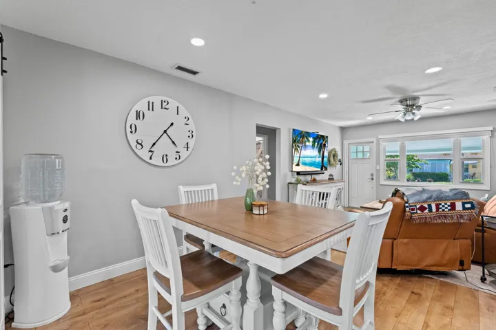 10-web-or-mls-A7405443