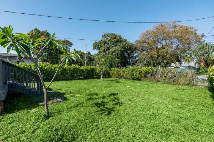 35-web-or-mls-A7405512