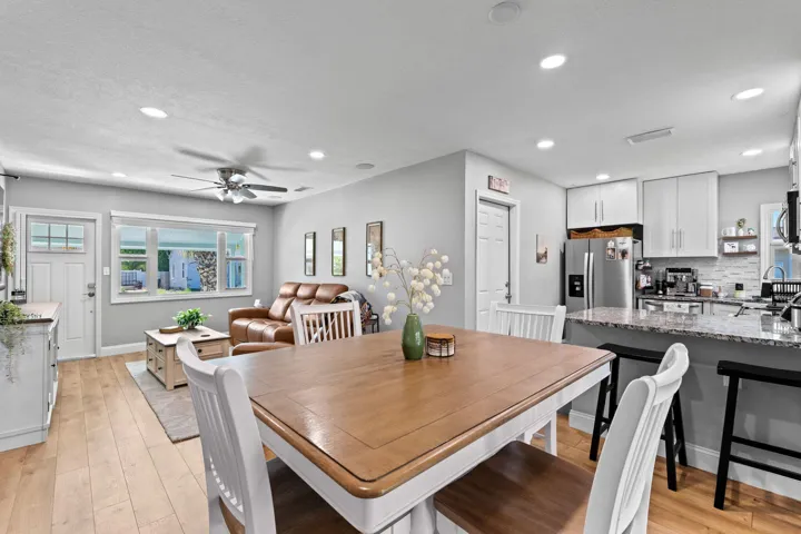 7-web-or-mls-A7405440