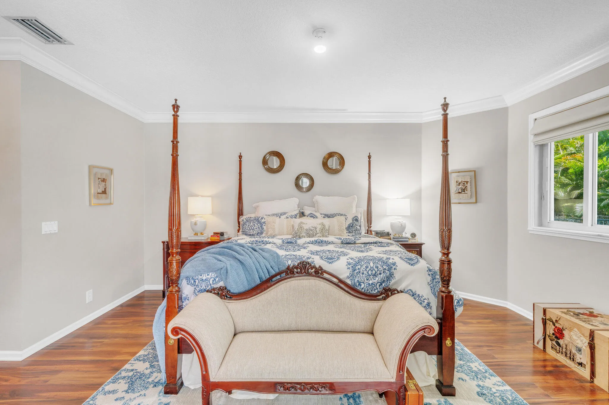 7 Primary Bedroom Suite (9)