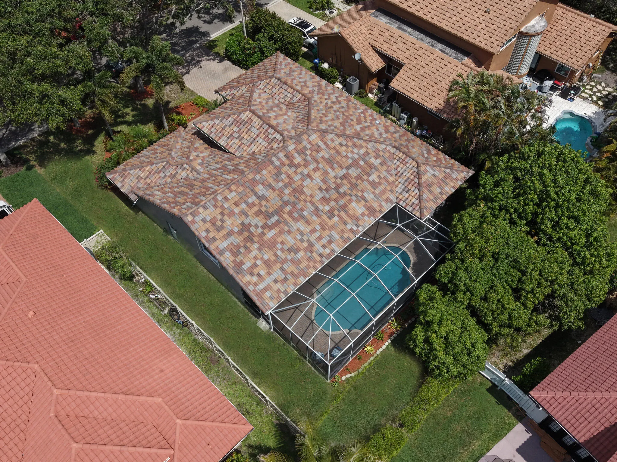 5 Pool+Backyard (3)