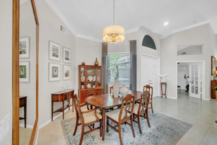 25 Dining Area