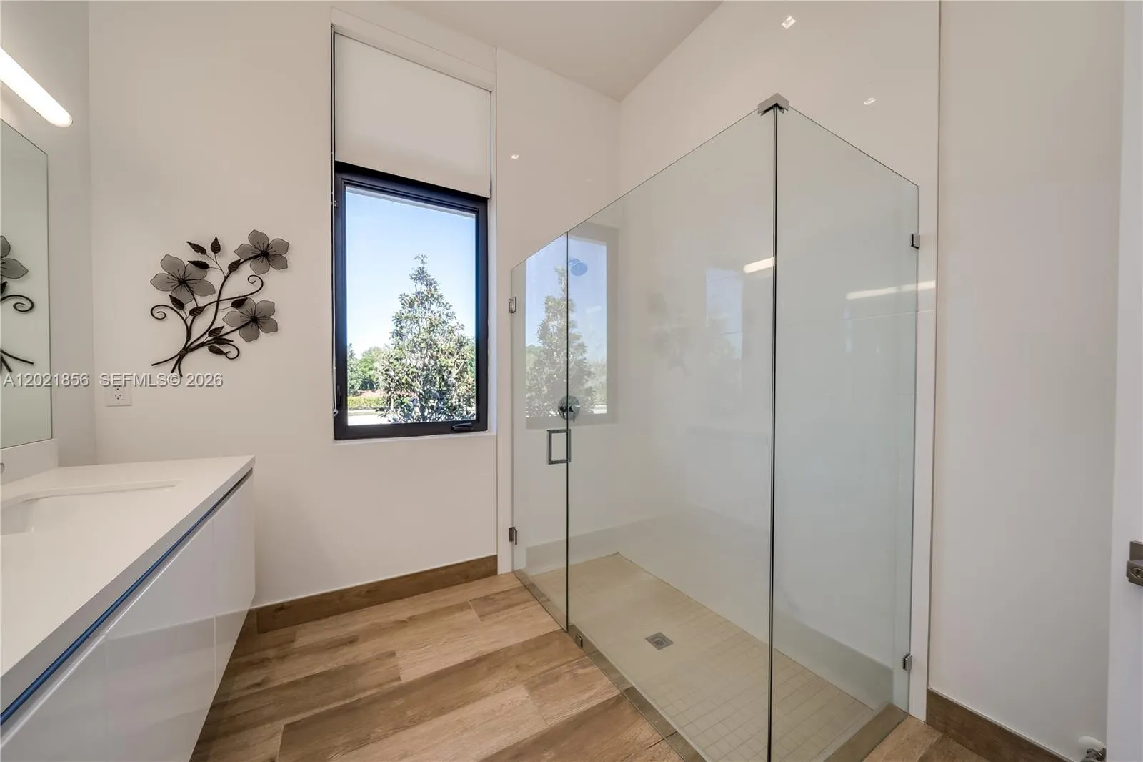 Property photo 131
