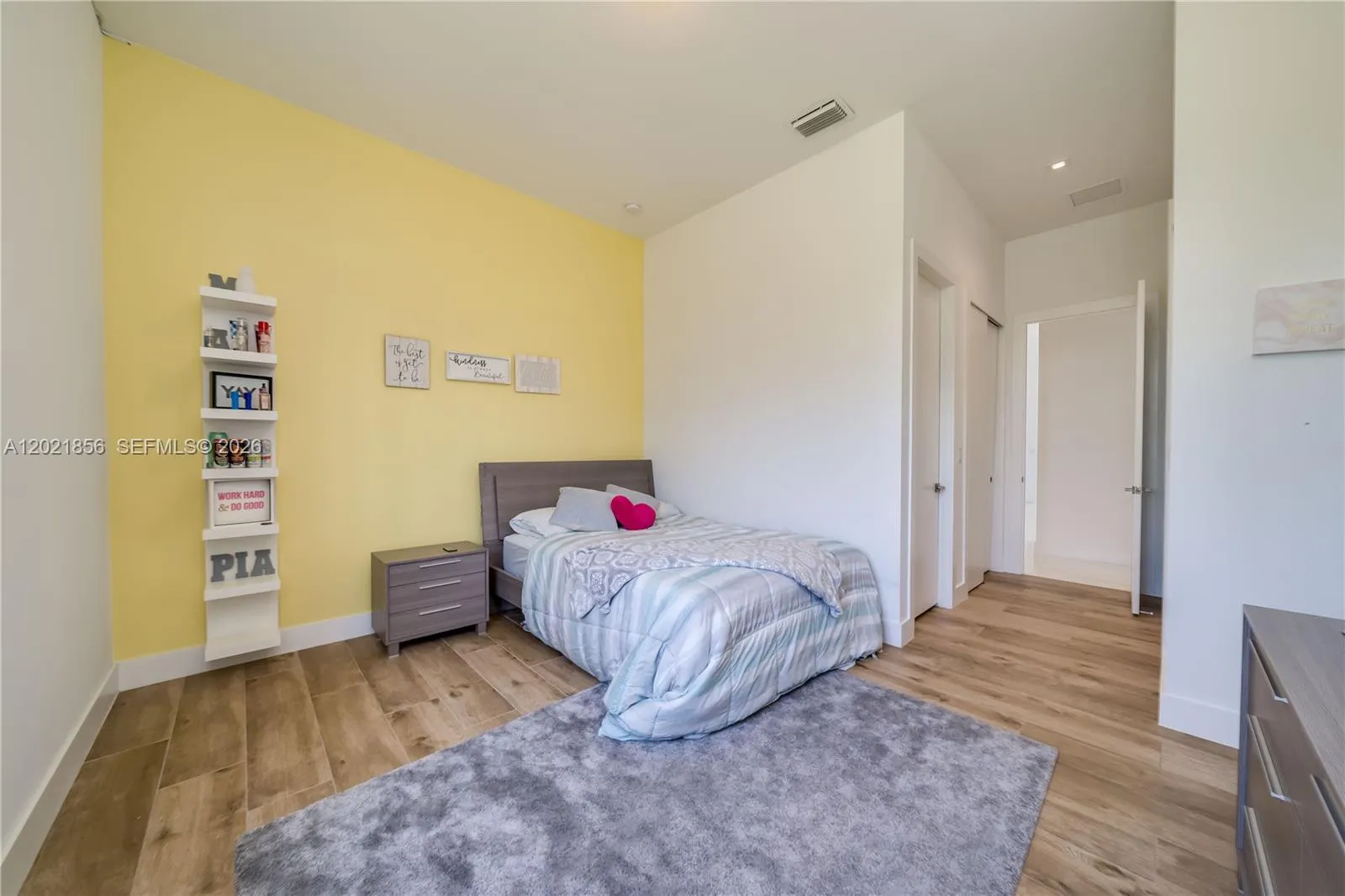 Property photo 110