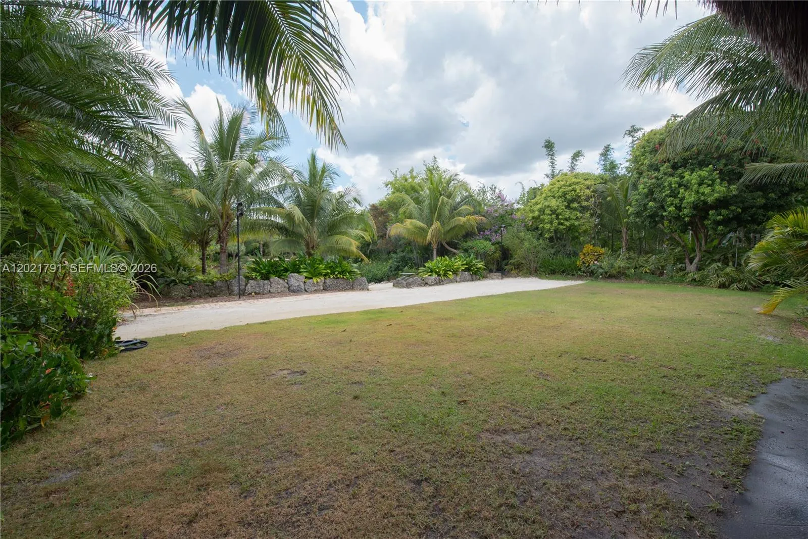 Property photo 35
