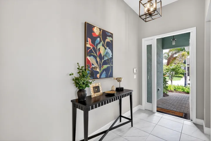 ENTRY FOYER